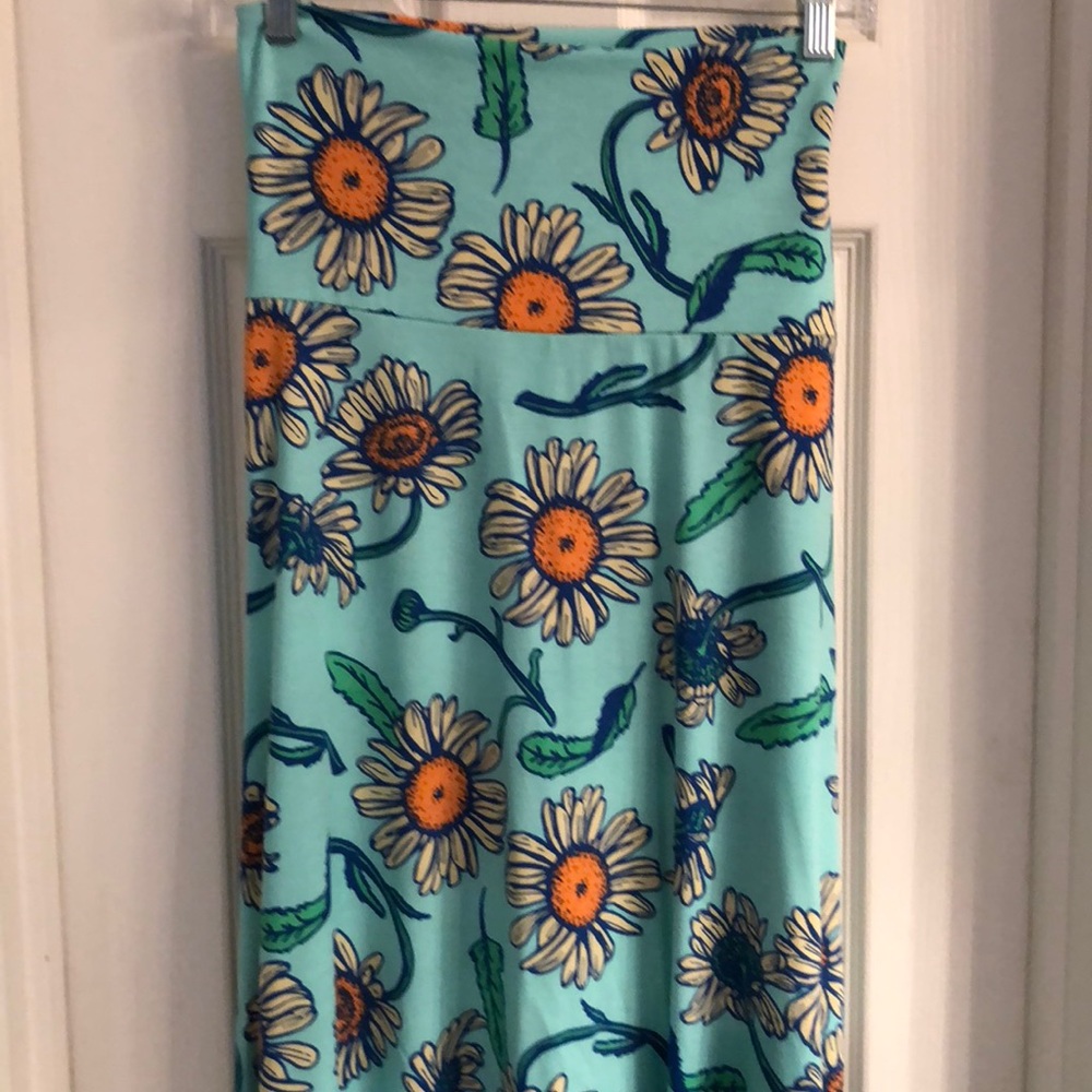 NWOT LULAROE MAXI